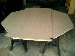 pokertable020.jpg