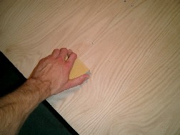 pokertable027.jpg